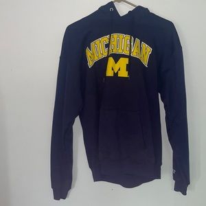Russel Michigan SweatShirt Medium